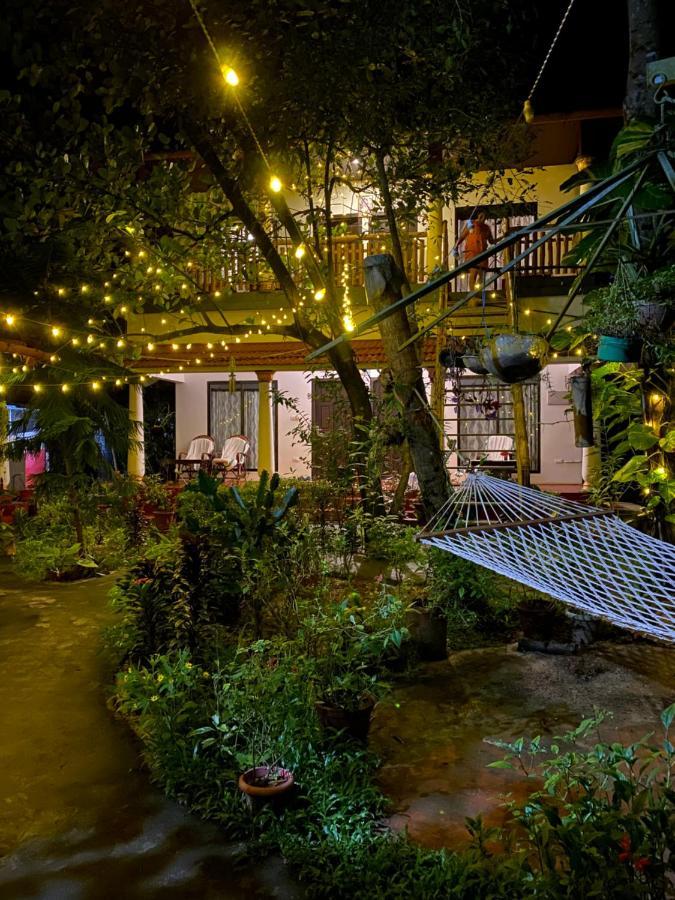 Marari John'S Beach Apartment Mararikulam Exterior photo