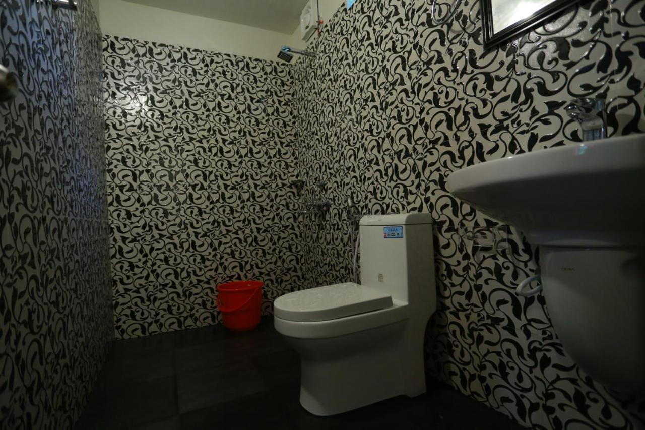 Marari John'S Beach Apartment Mararikulam Exterior photo