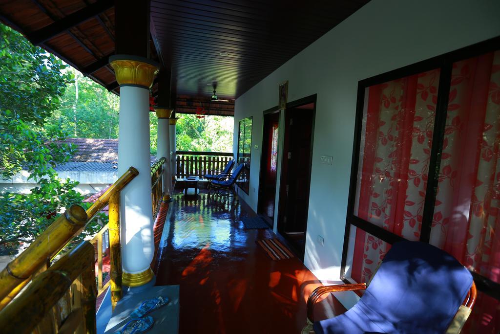 Marari John'S Beach Apartment Mararikulam Exterior photo